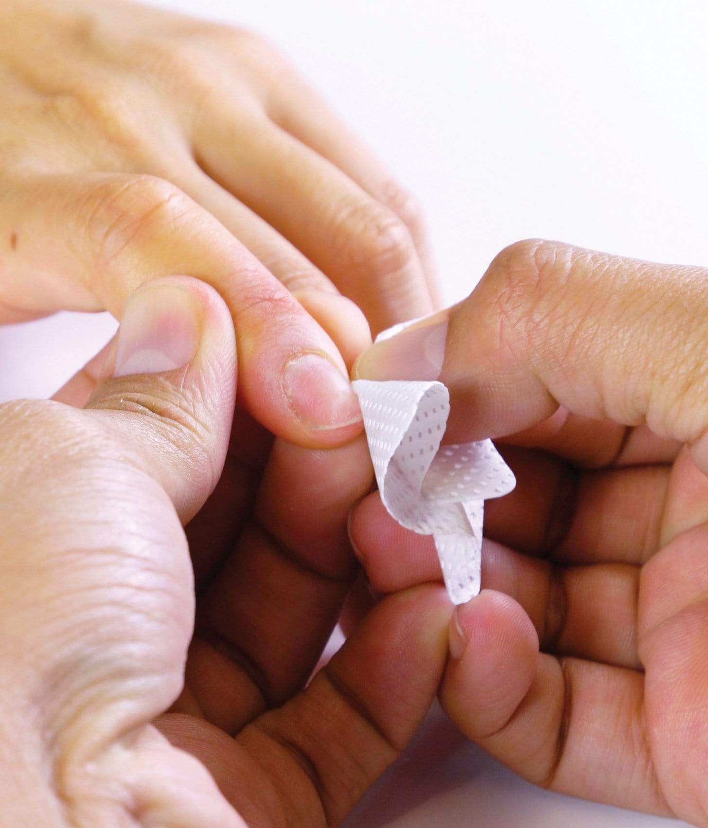 WIPE IT OFF - LINT FREE NAIL WIPES 300CT - Sagema